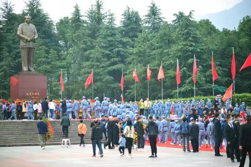 韶山研學(xué)旅行基地-紅色研學(xué)方案-追尋偉人足跡·傳承紅色精神